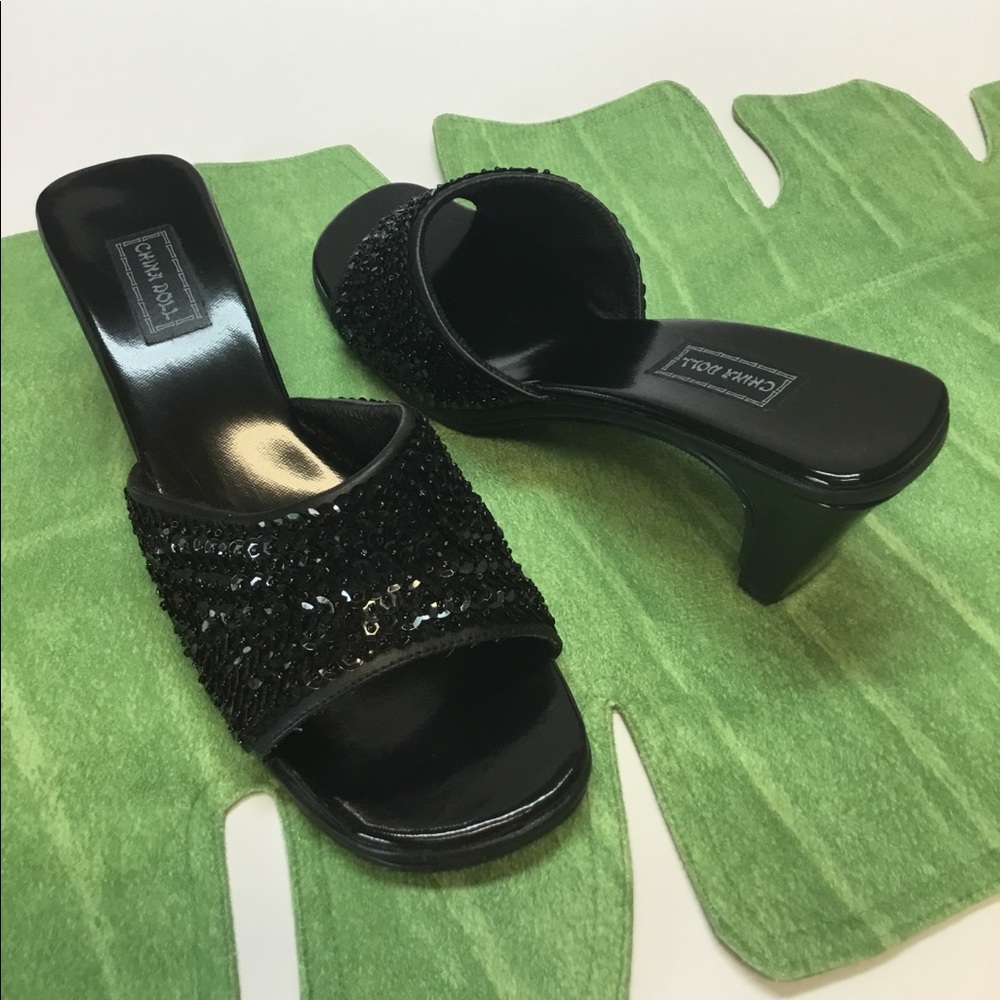 Adorable Sequined Slide On Heels.  China Doll. - Picture 2 of 7